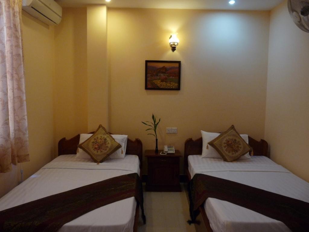 Hi Land Hotel Phnom Penh Room photo